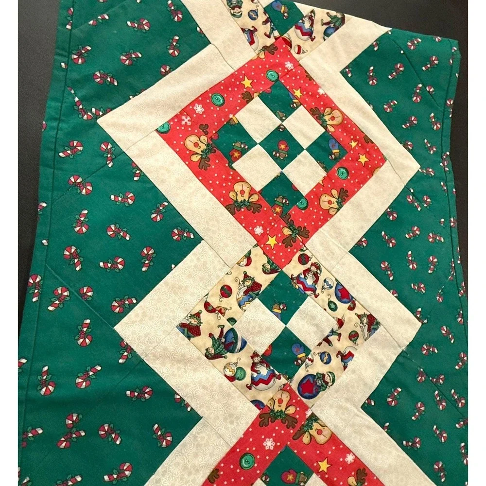 Handmade Christmas‎ Quilted Patchwork Holiday Red Green Table Runner 62 X 18
